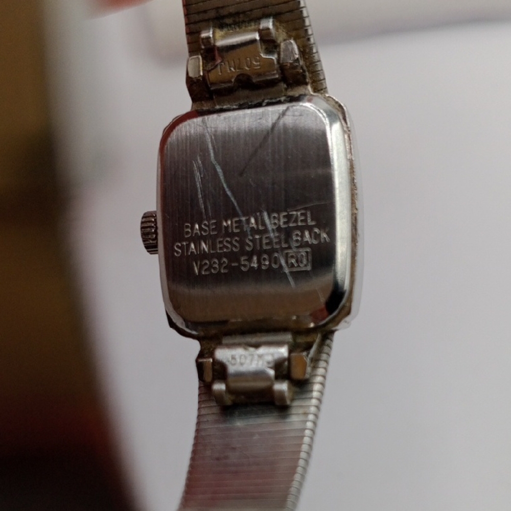 Lorus Silver Rectangular Watch - Picture 4 of 7
